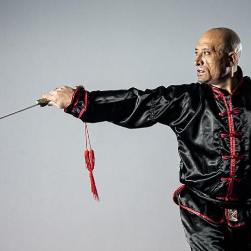 Kung-Fu Tradicional arma jian. Fotografía deportiva. Burgos